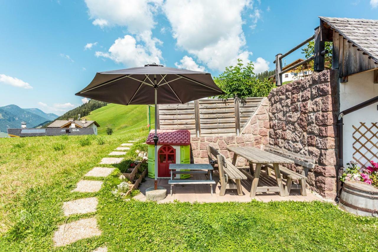 App. Sun Burdengeja Apartment Selva di Val Gardena Luaran gambar